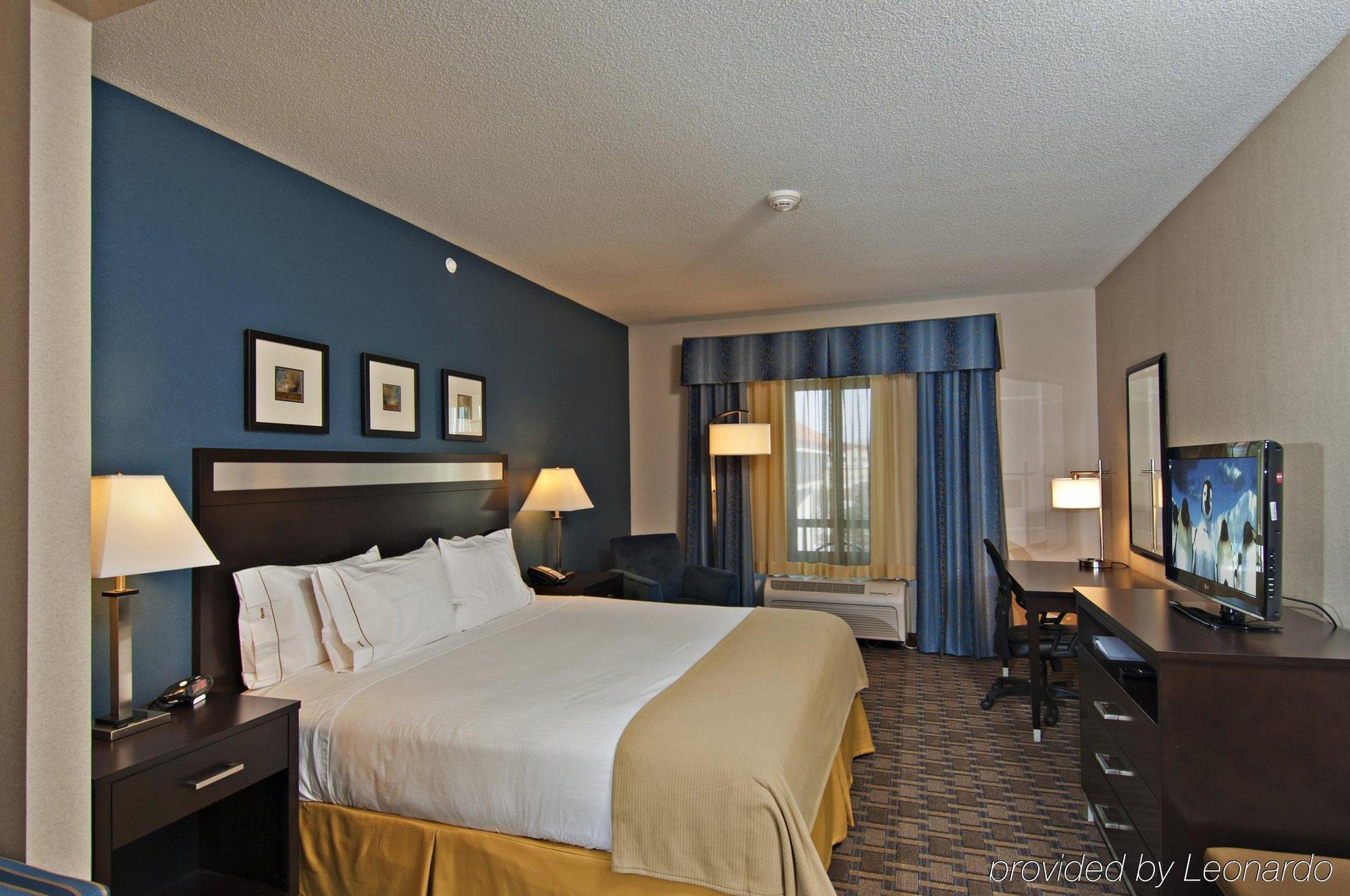 Holiday Inn Express & Suites Morton Peoria Area By Ihg Exterior photo